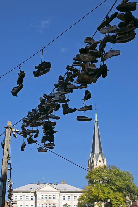 Boty na Papírovém náměstí.