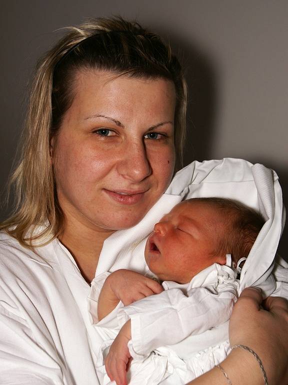 Mamince Simoně Kavkové z Frýdlantu se 1. 12. narodil ve frýdlantské porodnici syn Jakub. Gratulujeme!