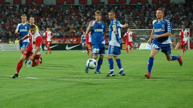 DINAMO BUKUREŠŤ – SLOVAN LIBEREC 0:2 (0:1) – nedohráno