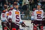 Druhý zápas předkola Generali play off Tipsport extraligy ledního hokeje se odehrál 7. března v liberecké Home Credit areně. Utkaly se celky Bílí Tygři Liberec a HC Sparta Praha. Na snímku je smutek hráčů Sparty.