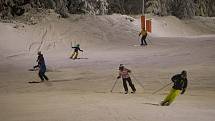 Zahájení lyžařské sezóny na Ještědu