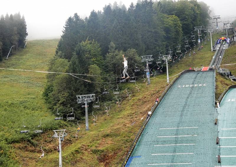 Extrémní běh do můstku - Red Bull Liberec 400 2021