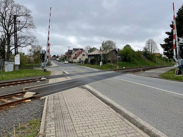 Železniční přejezd ve Frýdlantě bude na konci května neprůjezdný