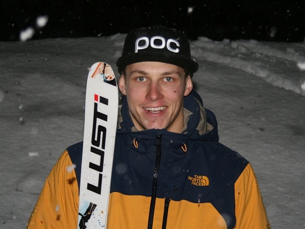 Akrobatický lyžař z Jablonce Daniela Honziga.
