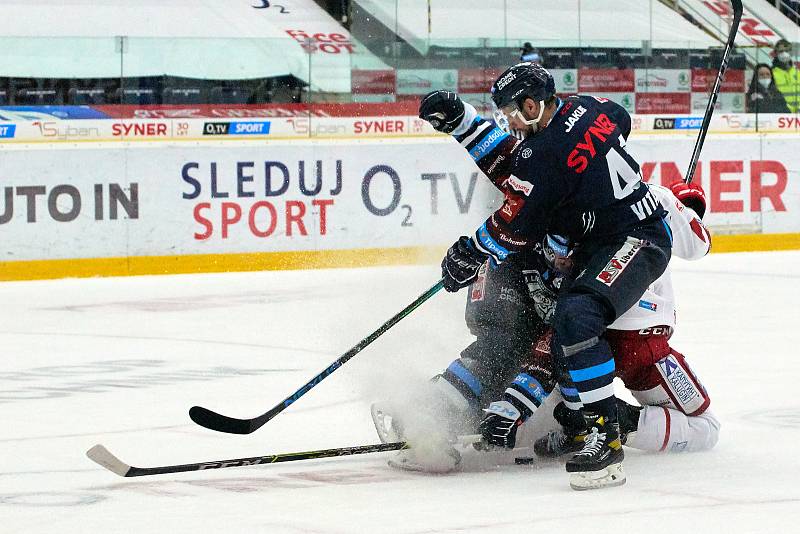 3. zápas finále Bílí Tygři Liberec – HC Oceláři Třinec