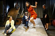 Novou inscenaci slovenské dramatičky Lenky Čepkové uvádí liberecké divadlo ve světové premiéře.