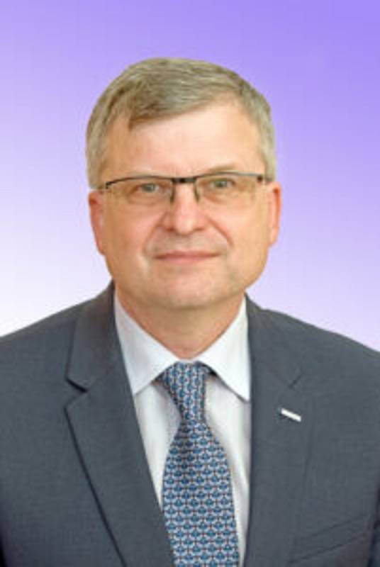 Aleš Trpišovský (59 let, ředitel školy)
