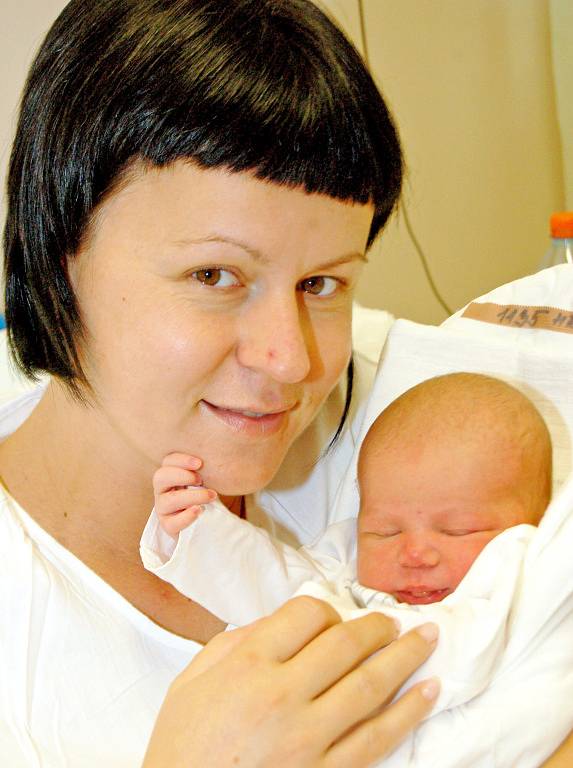 Mamince Kateřině Hřebřinové z Liberce se 10. října narodila dcera Anna Hřebřinová. Vážila 3,3 kg a měřila 51 centimetrů.