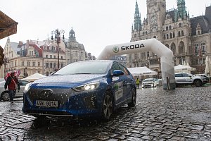 Na náměstí v Liberci odstartovala Eco Rally v rámci Rally Bohemia.