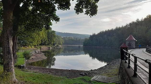 Liberecká přehrada Harcov pár dní před začátkem vypouštění.