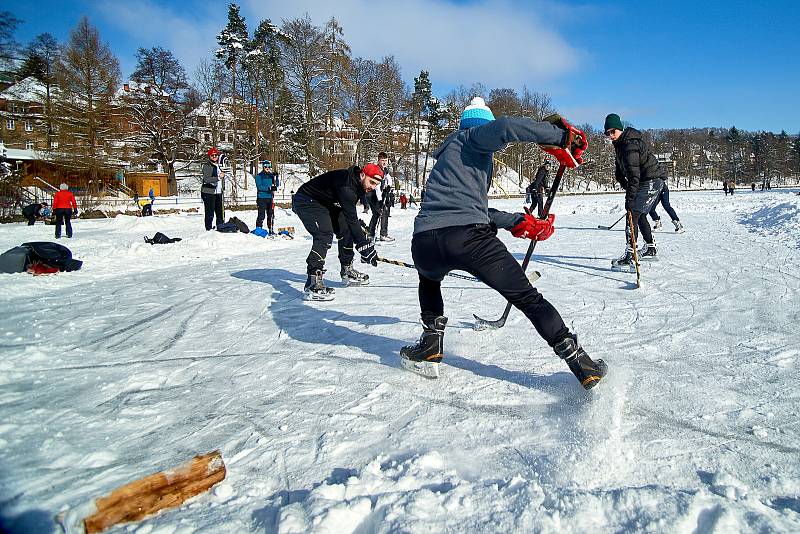 Bruslení na liberecké přehradě.