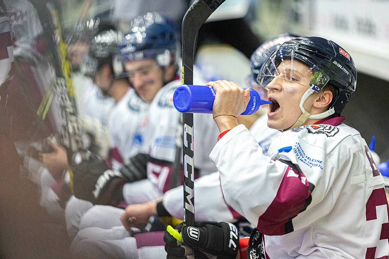 Hokejové derby mezi Technickou univerzitou v Liberci a Univerzitou Jana Evangelisty Purkyně v Ústí nad Labem.