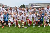 Dívky se Středočeského KFS se mohly radovat z vítězství na Kouba Cupu.