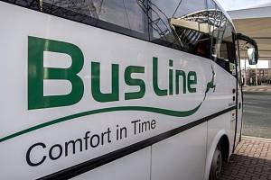 Autobus firmy BusLine.