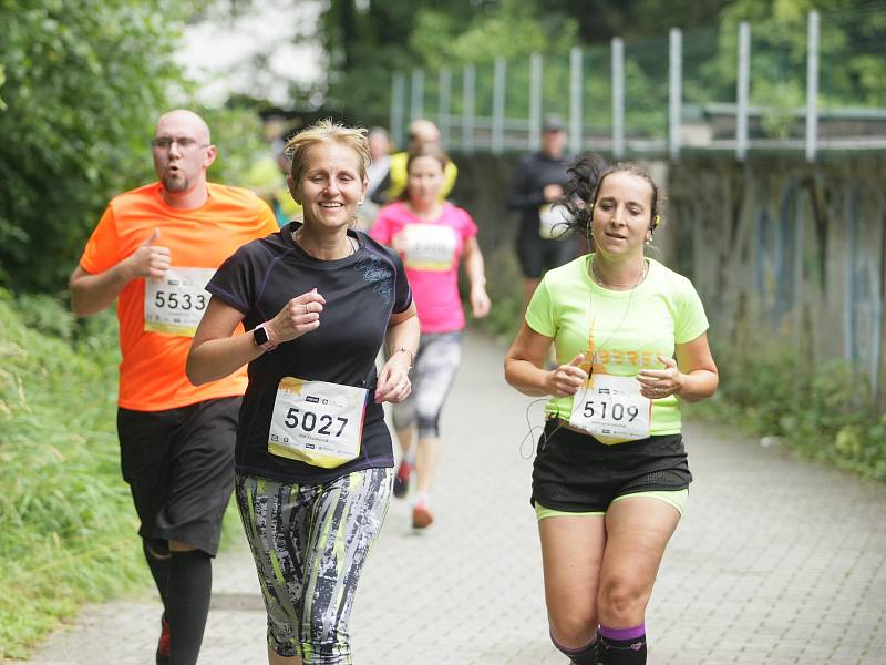 Nejen amatérští běžci si vyzkoušeli své schopnosti při libereckém RunTour.