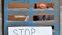Na středu 13. září 2017 připadl Mezinárodní den STOP přepravě zvířat. A demonstrace se konala mimo jiné i na libereckém náměstí.