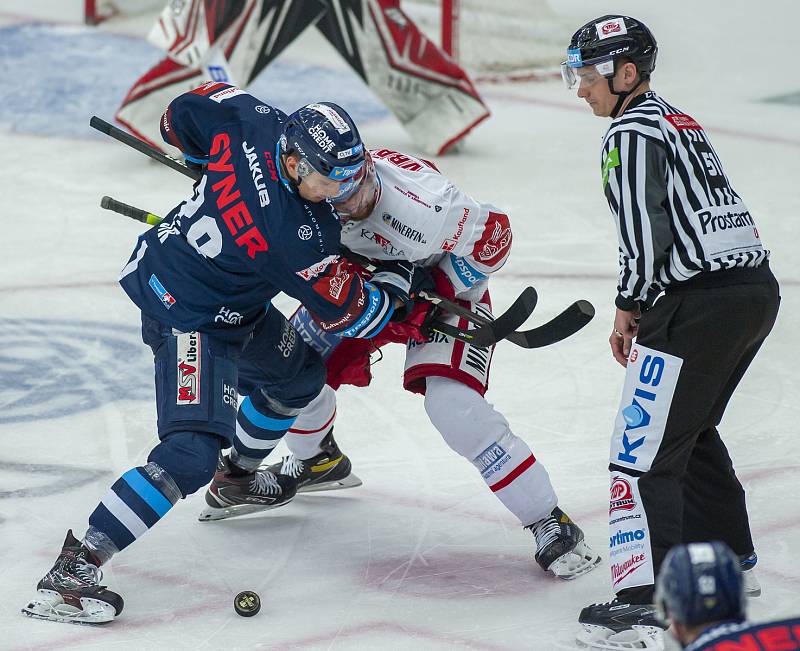 Bilí Tygři Liberec - HC Oceláři Třinec - 4. zápas finále