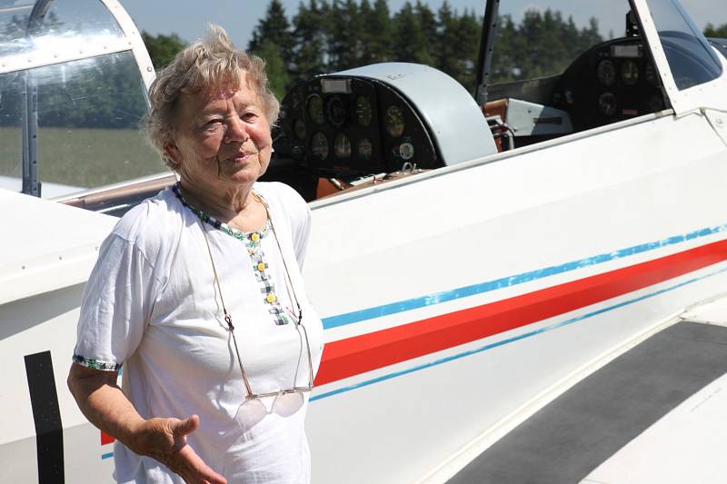 Božena Tlapáková, 80 let, Hodkovice n. N.