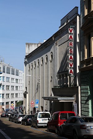 Kino Varšava.