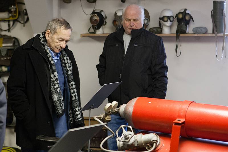 Senátor Jaroslav Kubera navštívil Chrastavu. Po prohlídce místního hasičského muzea se přesunul na radnici, kde proběhla diskuze s občany.