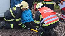 Ve Frýdlantu zasahovaly jednotky Integrovaného záchranného systému u vlakového neštěstí, kdy se střetl osobní vlak s autem. Na místě byly desítky zraněných. Šlo o taktické nejen česko - polské cvičení.