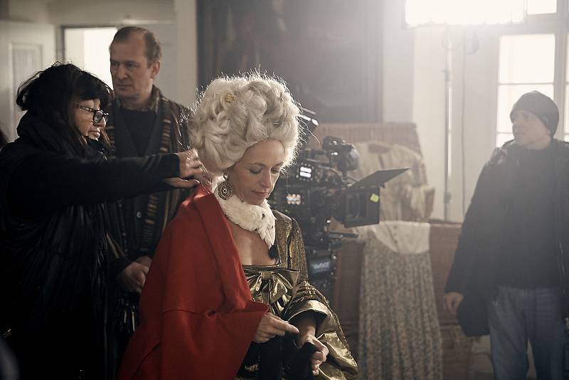 Na zámku Lemberk se natáčely scény pro připravovaný snímek Poslední aristokratka, který vzniká na základě slavného humoristického románu Evžena Bočka.