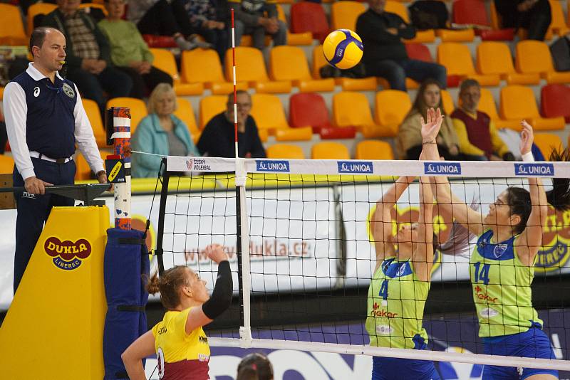 Volejbalové utkání žen Challenge Cupu mezi VK Dukla Liberec vs CSM Lugoj