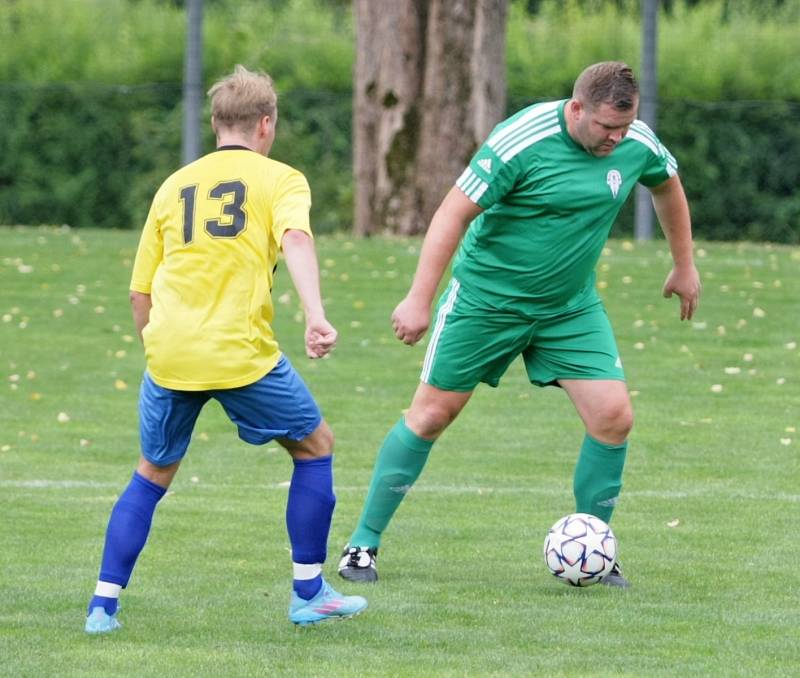 V souboji béček porazila ve žlutém hrající Krásná Studánka soupeře z Bílého Kostela 5:2.