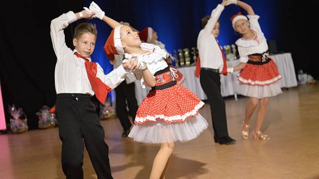 Mistrovství světa všech tanečních stylů a žánrů Dance Championship 2015 v těchto dnech probíhá v libereckém Centru Babylon. Stěžejní den bude pro tanečníky sobota.  