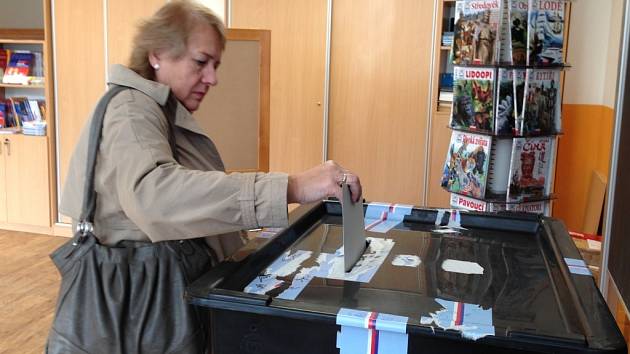 K hlasování v místním referendu nepřišlo v Liberci v pátek dostatečné množství voličů. Město se tak jeho výsledkem nemusí řídit.