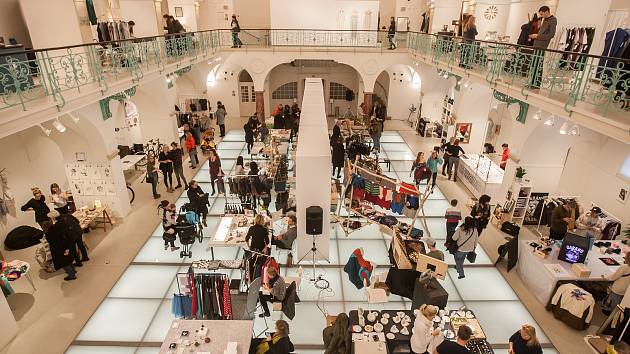 Prodejní výstava designérů, Design Days Reichenberg, začala 1. prosince v Oblastní galerii v Liberci.