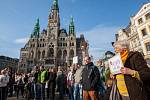 Demostrace nazvaná "Proč? Proto!" proběhla 10. května na náměstí Dr. E. Beneše v Liberci.