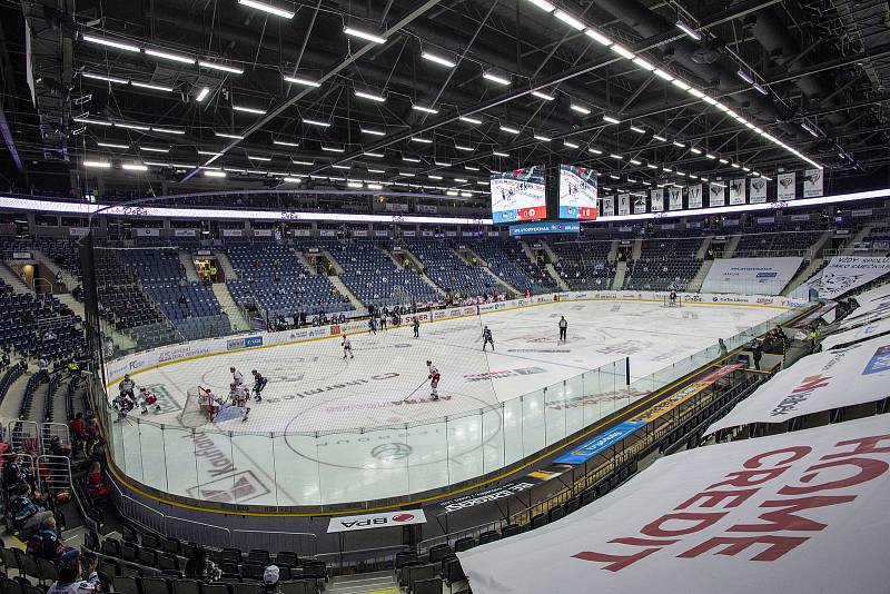 Bilí Tygři Liberec - HC Oceláři Třinec  (II. třetina ) 2:0