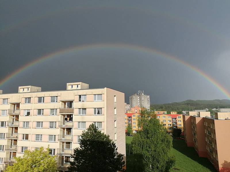 Duha ve Stráži pod Ralskem.