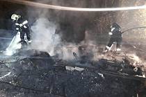 Požár kůlny ve Frýdlantu, pondělí 6. listopadu 2023.
