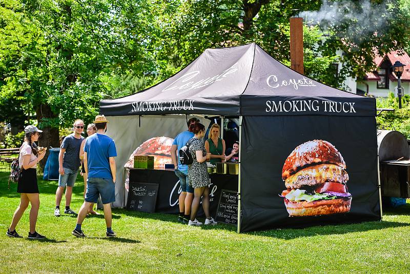 Milovníci hamburgerů se sešli ve Vratislavicích na festivalu.