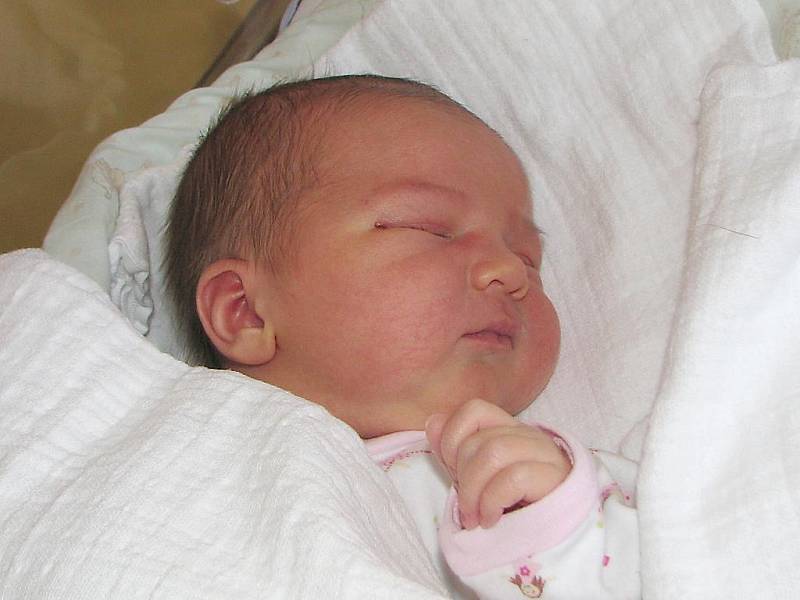 Mamince Janě Dentonové z Mníšku-Fojtky se narodila 18. října 2011 v jablonecké porodnici dcera Jana. Měřila 52 cm a vážila 4, 450 kg.