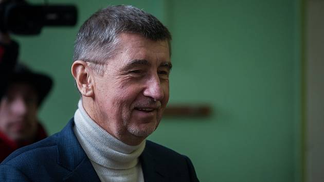 Výjezdní zasedání vlády ČR v Libereckém kraji proběhlo 13. března. Na snímku je premiér v demisi Andrej Babiš (ANO) před schůzkou se členy Rady Libereckého kraje.