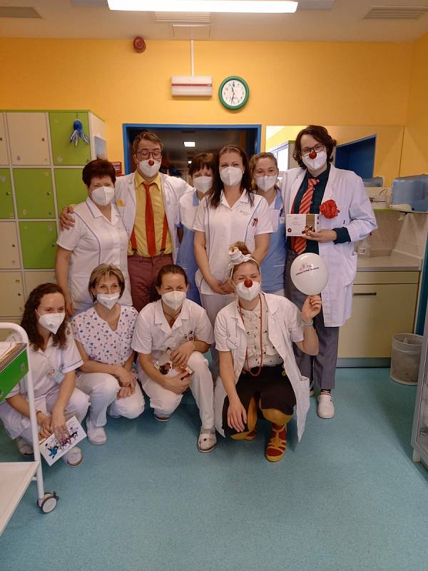 Zdravotní klauni v jablonecké nemocnici.