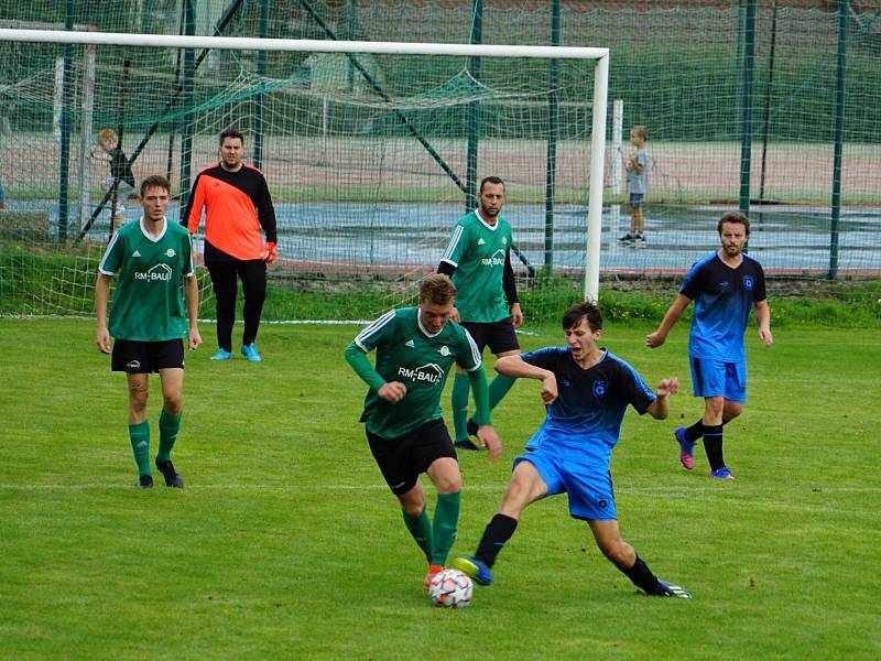 Fotbalisté společného týmu Číměře a bystřického béčka ve druhém kole přeboru zdolali Strmilov 3:2.