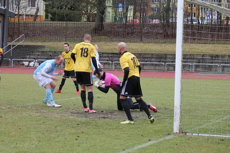 Jindřichohradečtí fotbalisté v 17. divizním kole hráli s Přešticemi 1:1 a podlehli až po penaltovém rozstřelu.