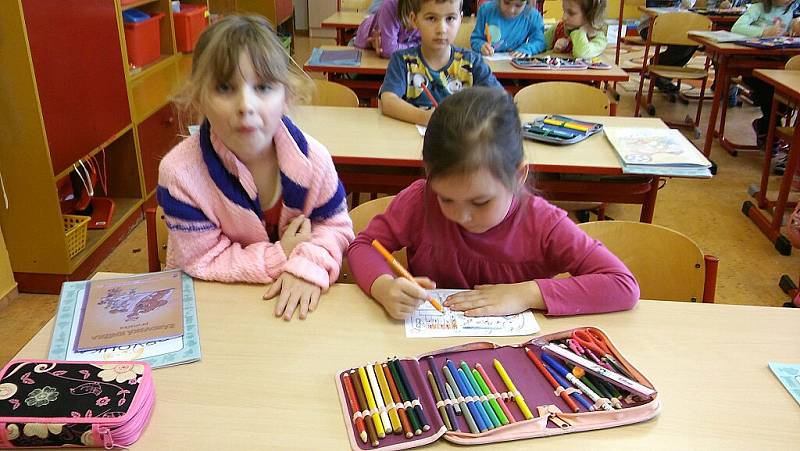 Předškoláci tradičně před zápisem do první třídy navštěvují 5. základní školu v Jindřichově Hradci.