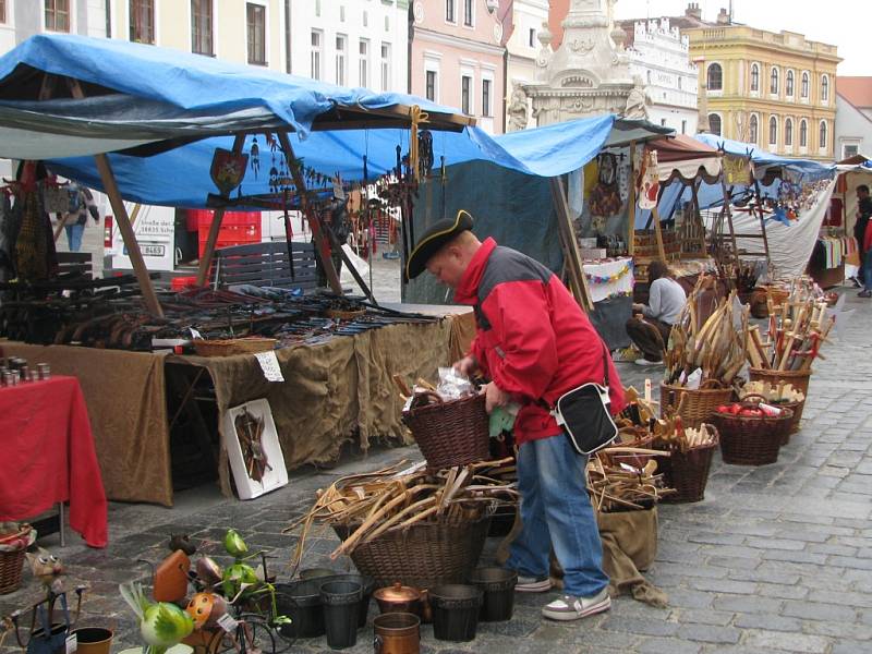 Květinová Třeboň a výstava Amarylis a holandský tulipán.