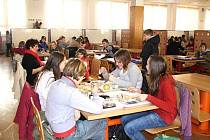Školní jídelna v Třeboni Na Sadech.