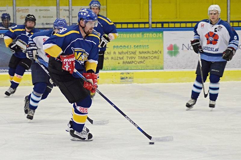Hokejisté HC Vajgar porazili v 3. kole krajské ligy na svém ledě Soběslav 7:4.