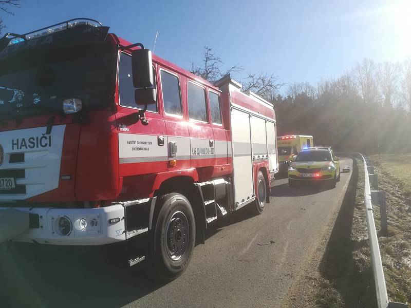 Dopravní nehoda u Novosedel nad Nežárkou v pátek 14. ledna.