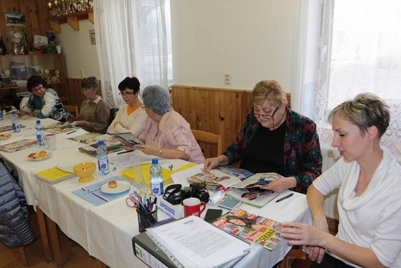 V Deštné na Jindřichohradecku odvolilo kolem sobotní jedenácté hodiny už 68 procent voličů ze seznamu.