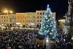 Loňská vánoční atmosféra na náměstí Míru.