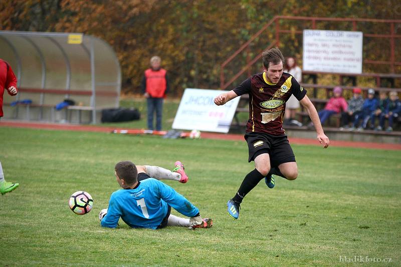 Fotbalisté Nové Včelnice porazili v derby I.A třídy Dačice jasně 5:1.