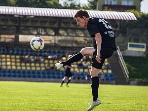 Fotbalisté Dačic doma prohrál s táborským Meteorem vysoko 0:5. Ilustrační snímek.